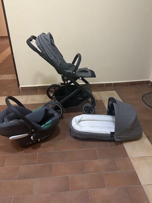 Продам коляску cybex