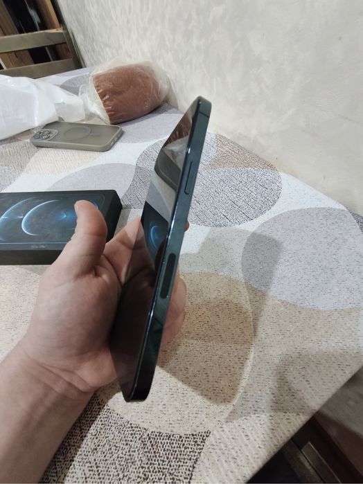 Айфон 12 про макс