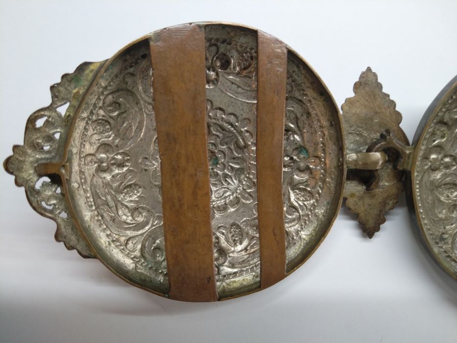 Продавам пафти Карлово антикварни