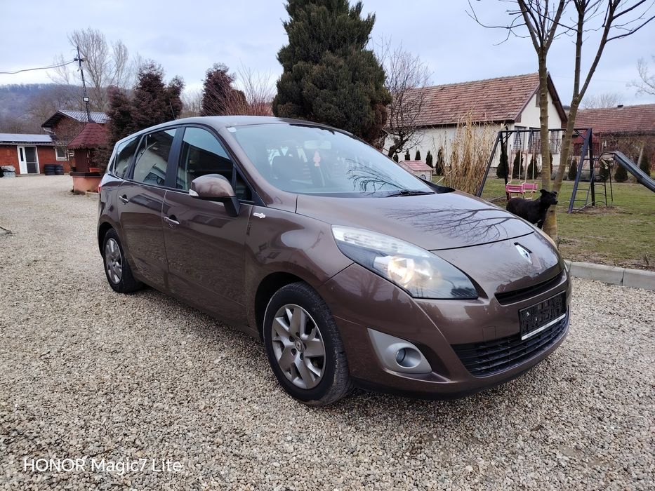 Renault Grand Scenic 1.6 i E5 2011 TOM-TOM. 7 locuri Navi