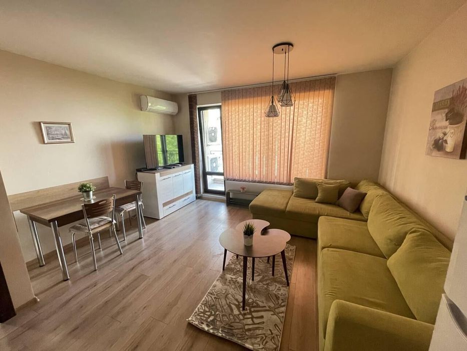 Дава се под наем Двустаен апартамент в Пловдив, Център - 67 кв.м за 499.8 € - Снимка #1