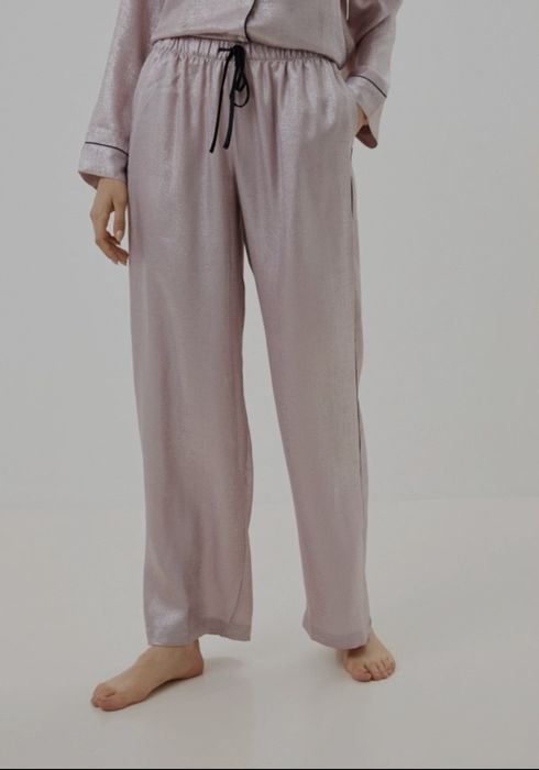 Victoria’s Secret Set Pijama Satinat / Loungewear – XS Regular se potriveşte şi pentru S