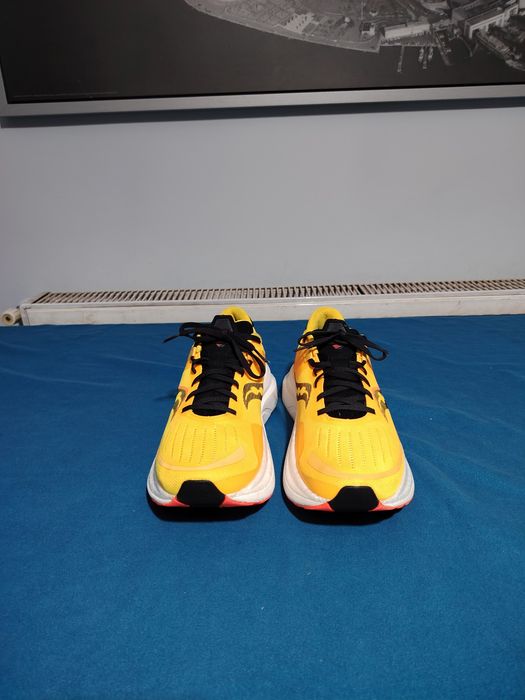 SAUCONY Tempus adidași alergare, mărimea 45, interior 29 cm