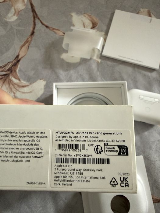 AirPods Pro (2-ро поколение) – оригинални, отлично състояние