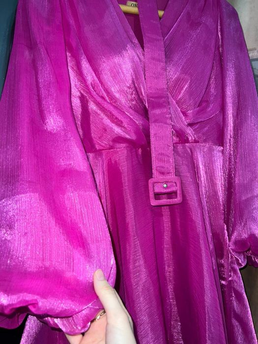 Платье вечерные