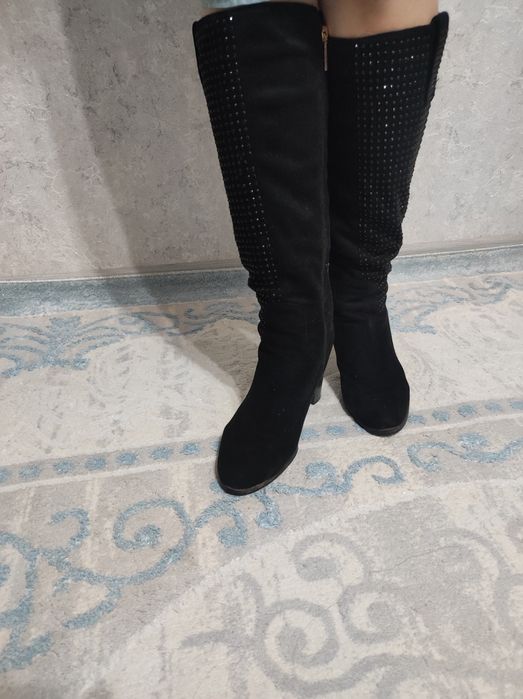 Продам сапожки осенние