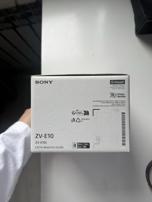 Продам Sony zv e-10