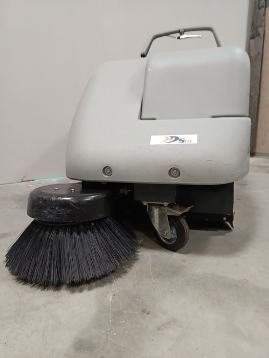 Метачна акумулаторна машина Duster