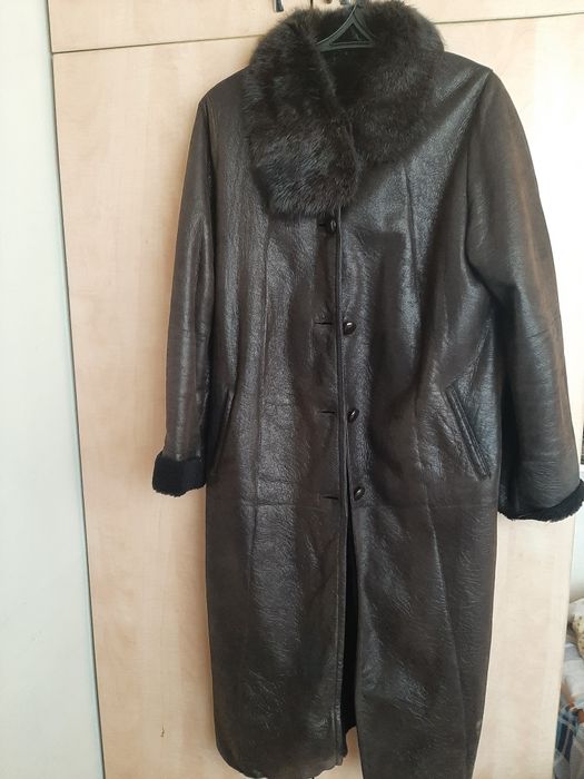 Женская дубленка