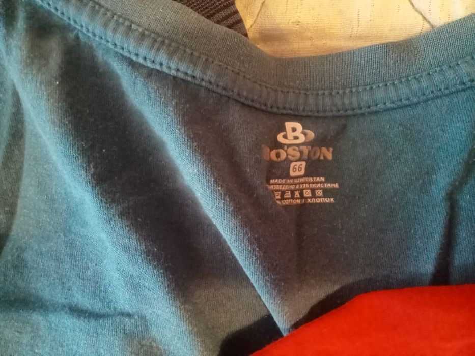 Отдам даром мужские вещи.