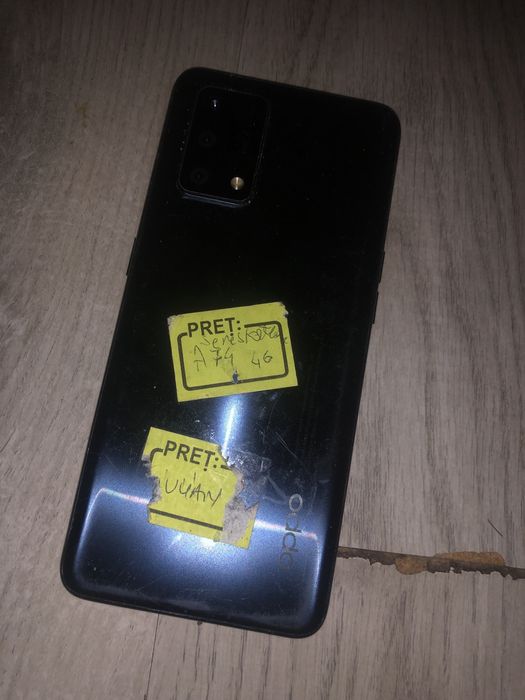 Vand telefoane piese