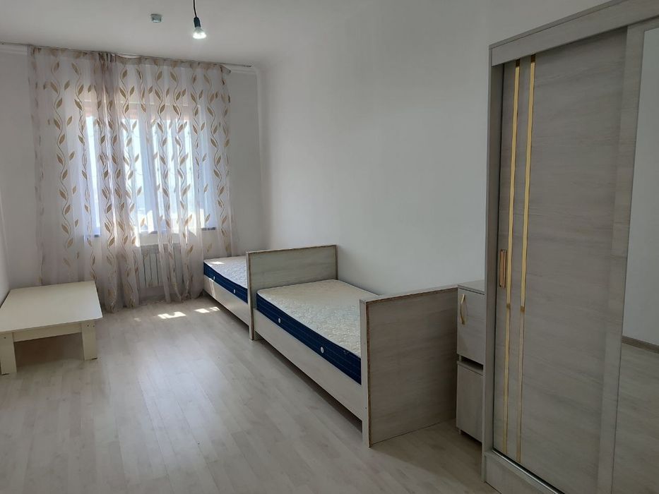 Срочно сдаётся в аренду 3-комнатная квартира 76 кв.м район Янгихаёт