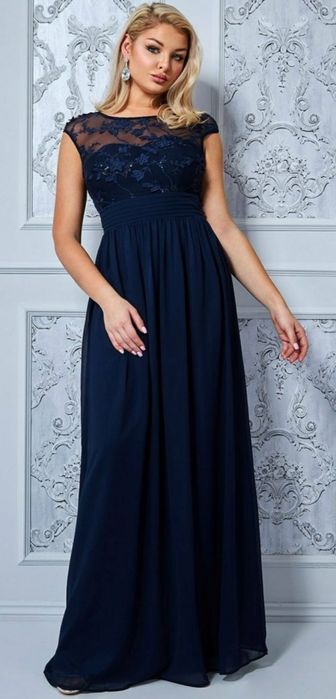 Официална дълга рокля в тъмно синьо