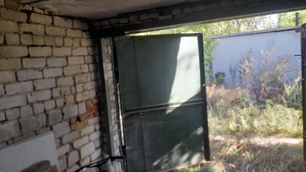 Продам гараж  Б/у