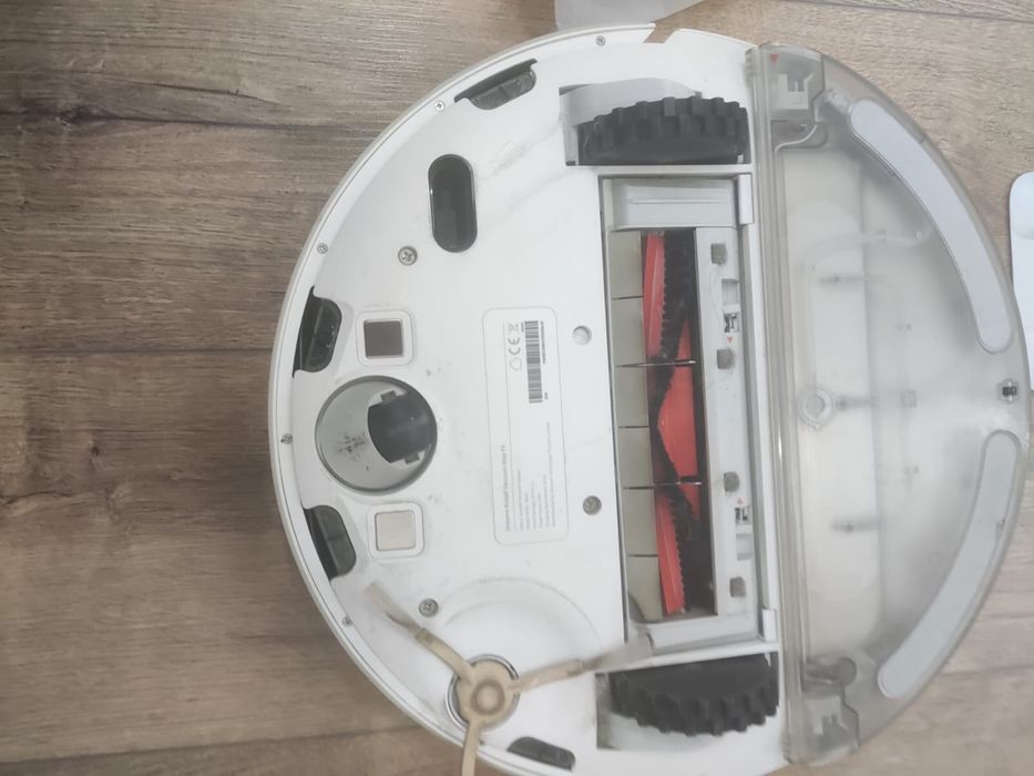 Робот пылесос полная комплектация