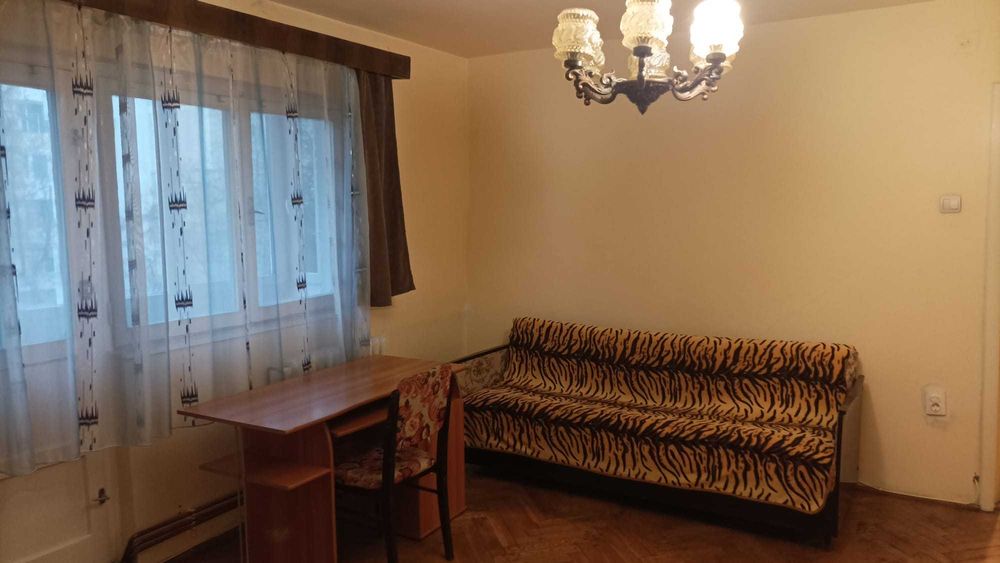 Proprietar 2 camere, centrala proprie, complex