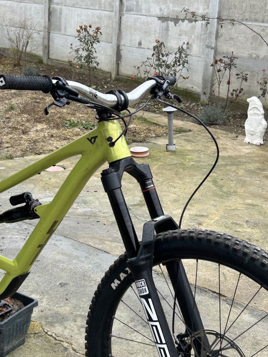 Yt capra custom sludge green