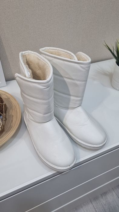 Продам сапоги угги