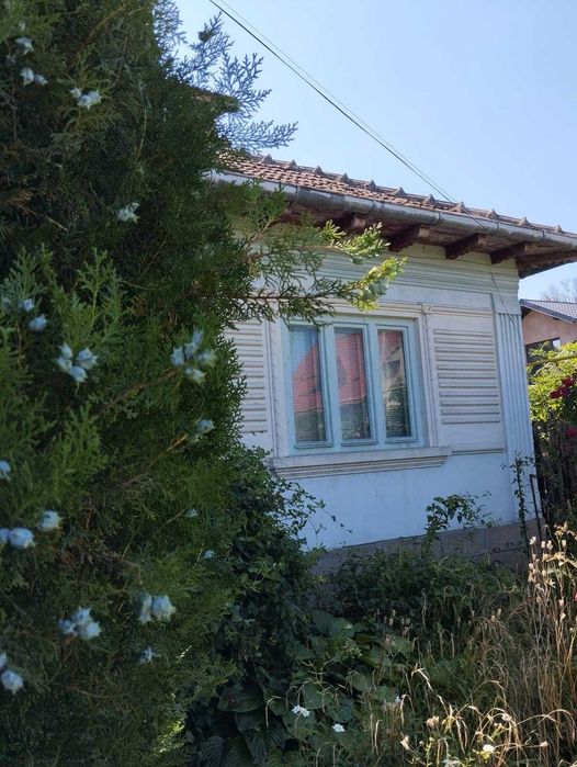 Casă bătrânească + teren de vânzare în Târgu Ocna, strada Tisești