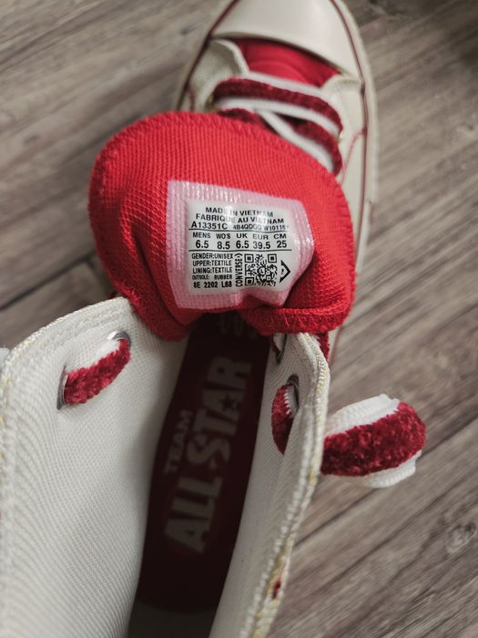 Нахожусь в Алмате. Доставка стоит отдельно либо приехать смому/самой