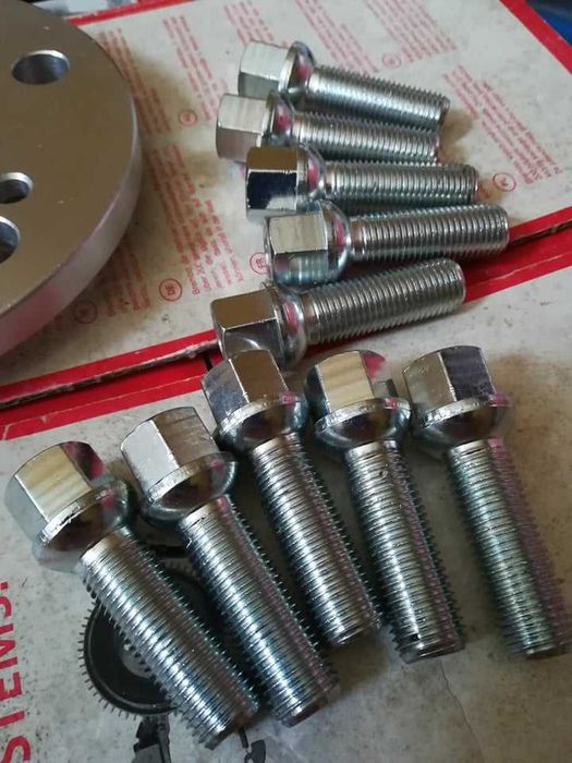 Дълги болтове за Mercedes-Benz - 10 броя