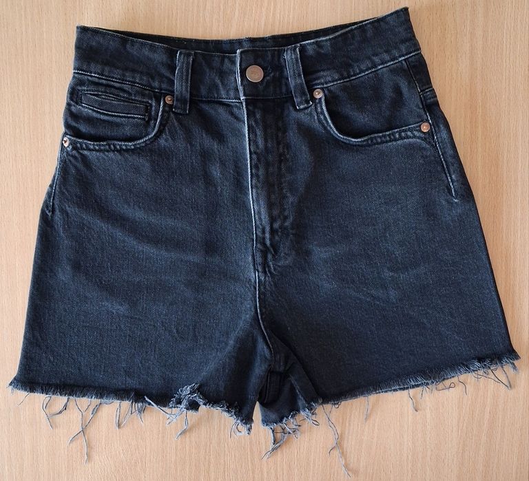 Черни дънкови шорти ZARA с висока талия