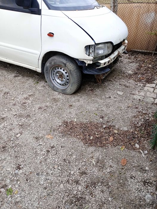 Нисан Ванет . На части