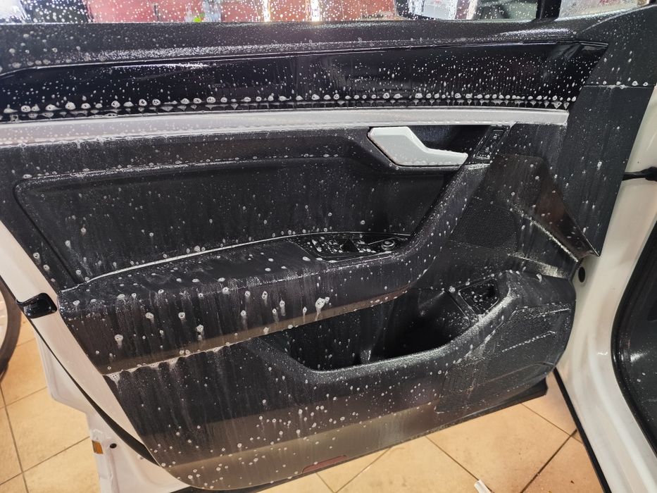 Detailing Curățare Polish Interior Exterior Auto