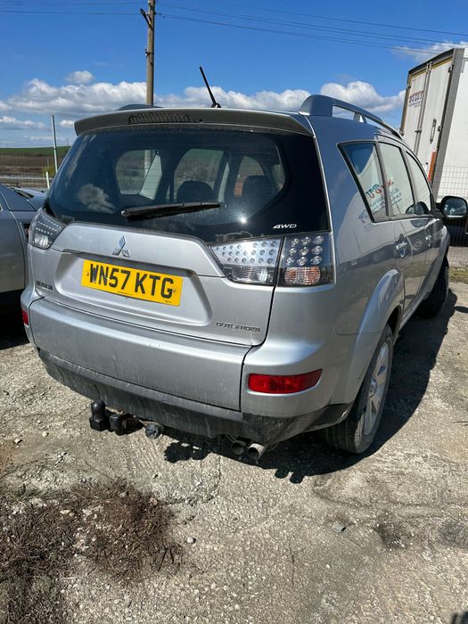 Mitsubishi outlander на части 2.0d 140кс