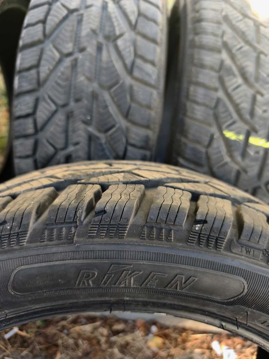 Продавам 4бр.Зимни гуми Riken 205/50 R17  SNOW XL ДОТ 2025
