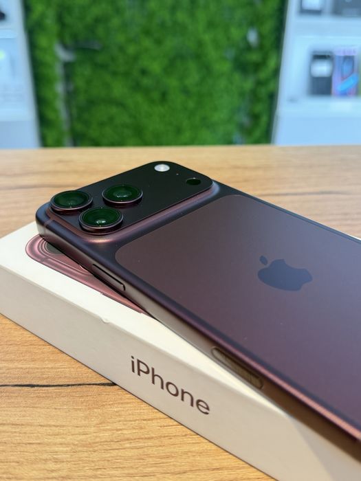 iPhone 18 Pro Max 256Gb Burgundy/Baterie100%/Garantie  12 luni @atsgsm.ro