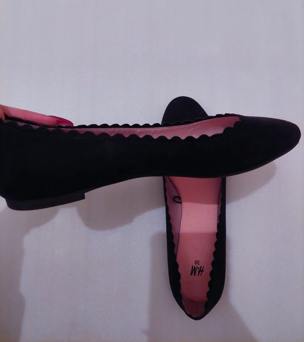 Черни пантофки H&M