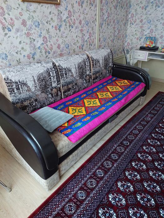 Диван гостинный 2-х метровый