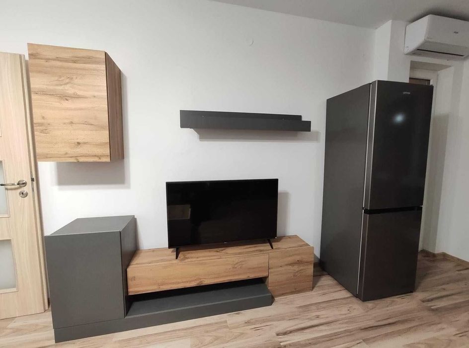 Двустаен Апартамент в Центъра