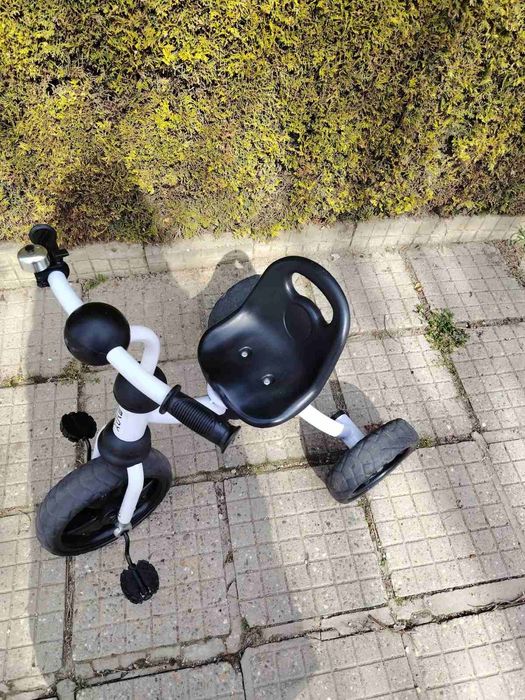 Детско колело с три гуми