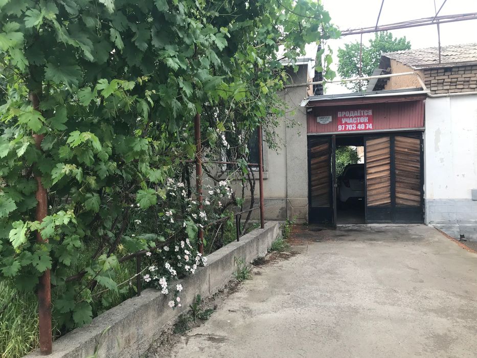 Продаётся участок под строительство срочно ! Торг уместен