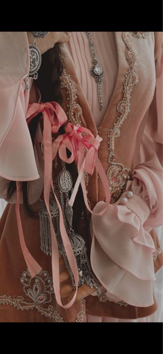 Камзол Кажеке Нуршах платье