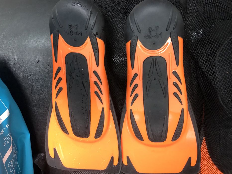 40 и 46 номер Плавници Zoggs