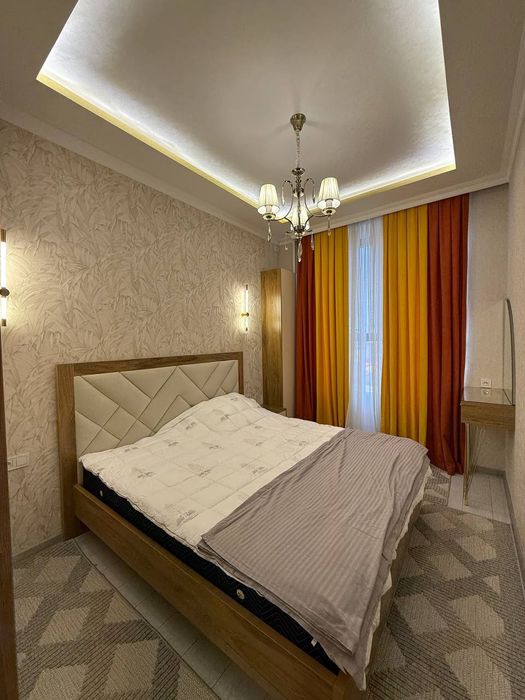 Сдаётся Premium lux 3x ком кв на Озод Шарке ор. Налоговая!!!