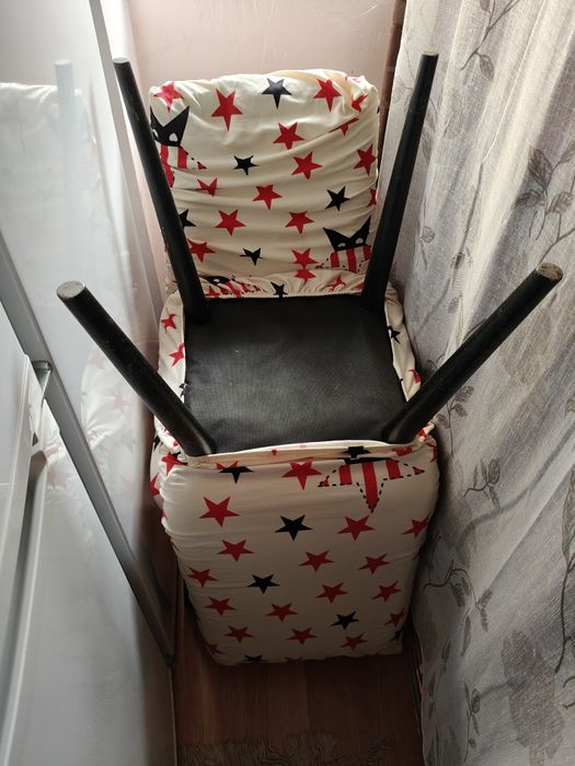 scaune solide lemn cu husa