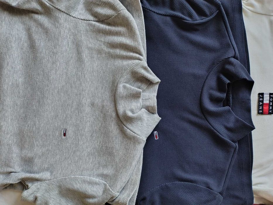 Tommy Jeans блузки М-Л