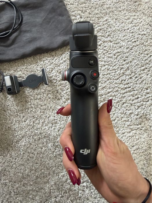 DJI Osmo Mobile 7P – стабилизатор за телефон