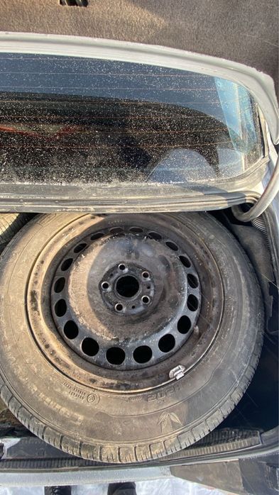 Резина 205/60/16