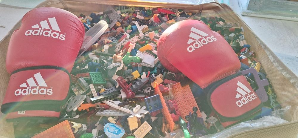 Продам конструкторы LEGO