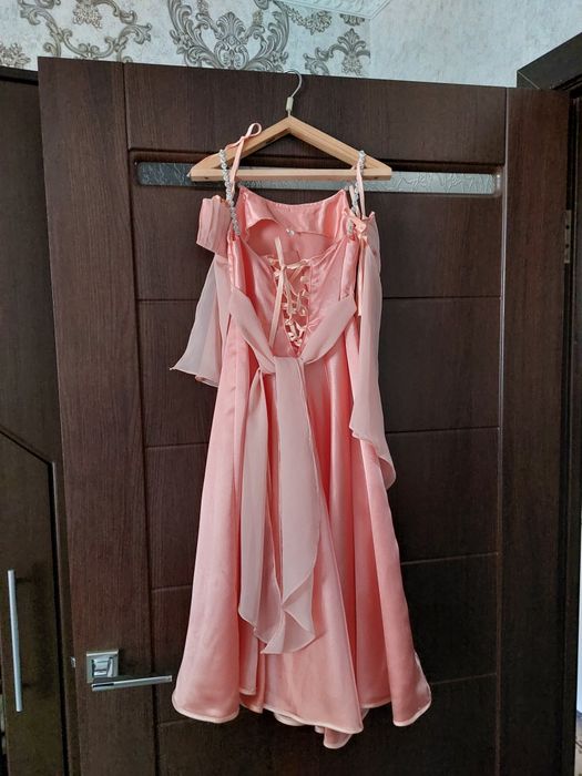 Продаю Вечернее платье