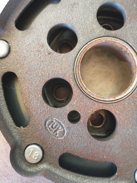 Демпферен маховик LUK.За Ford, Mazda,Volvo