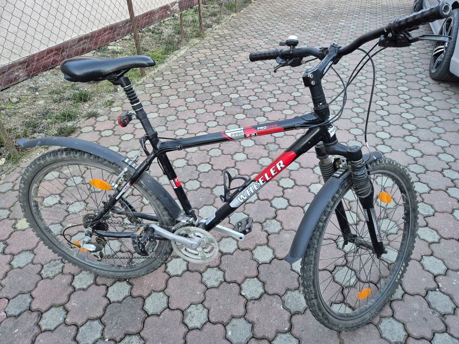 Vând bicicleta roți de 26
