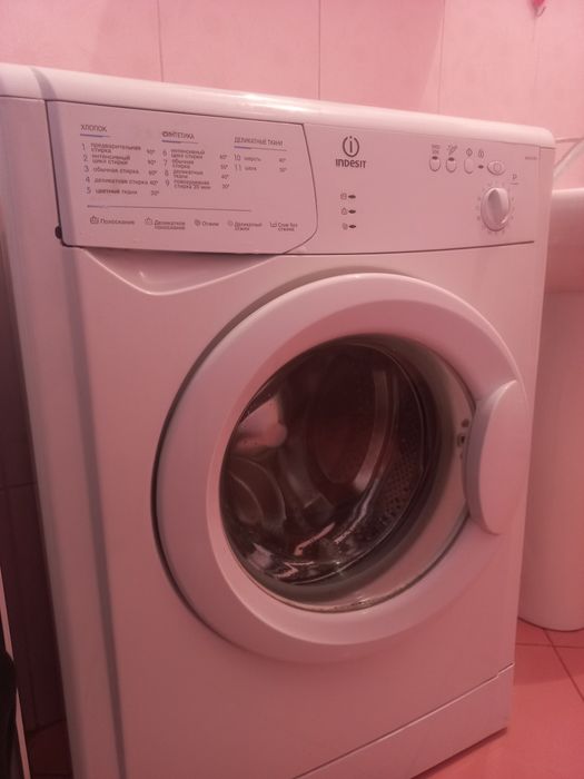 Продам педикюрную,Стиральную машинку