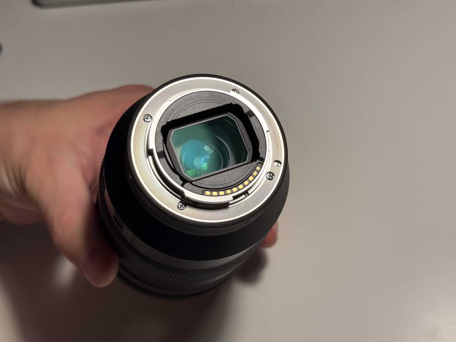 Объектив Sony 24-105 G OSS F4