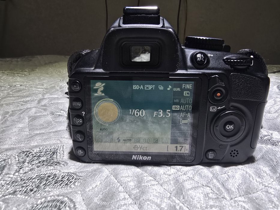 Фотоаппарта Nikon D3100